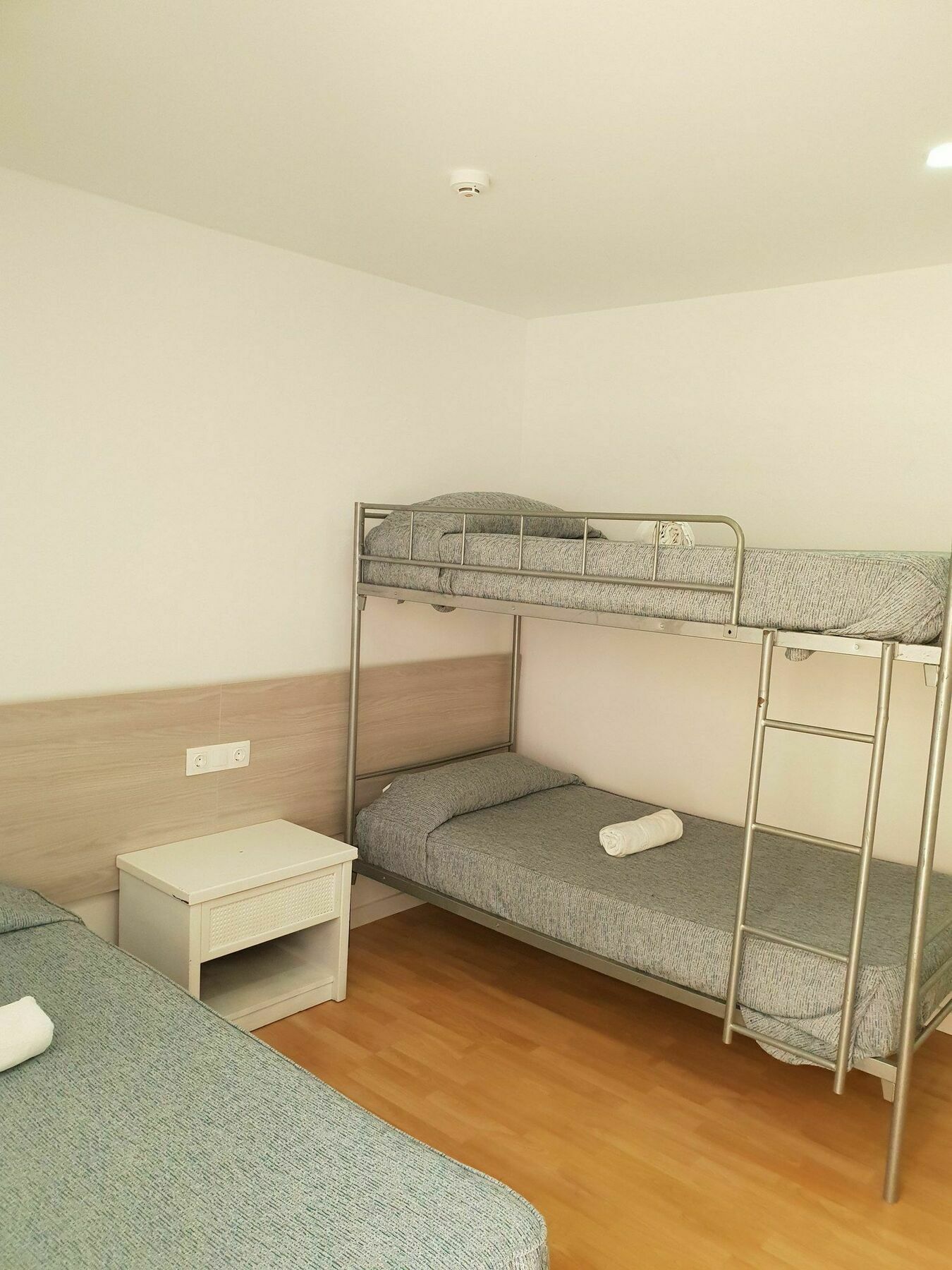 Hostal Montsant Salou Exterior foto